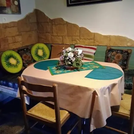 Cosy Maisonette Close To Poros,epidauros,nafplio Feriehus