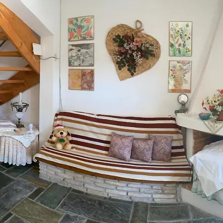 Semesterbostad Cosy Maisonette Close To Poros,epidauros,nafplio Taktikoupoli