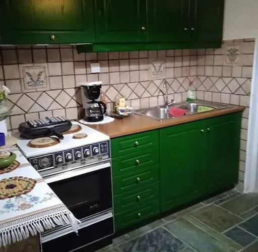 Cosy Maisonette Close To Poros,epidauros,nafplio Taktikoupoli