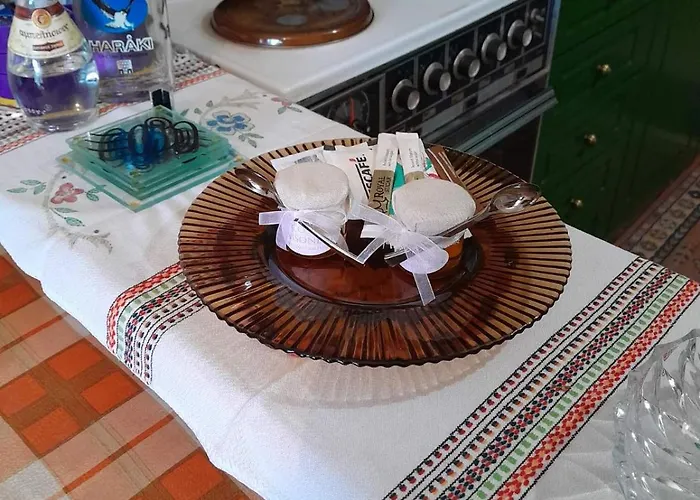 펜션 Cosy Maisonette Close To Poros,epidauros,nafplio Taktikoupoli